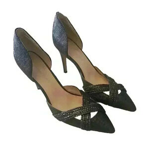 Banana Republic Black Heels with Sophisticated Cut-Out Design